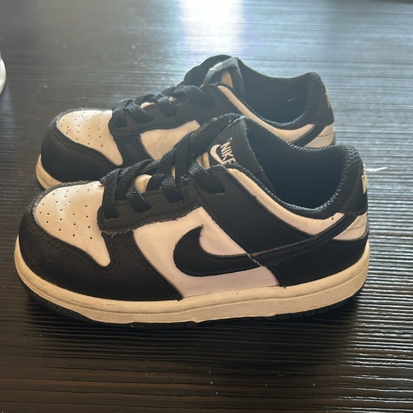 Dunks - Picture 2 of 4